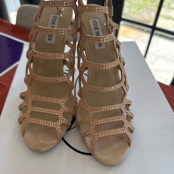Steve Madden Slithr heels in Blush - Picture 1 of 3